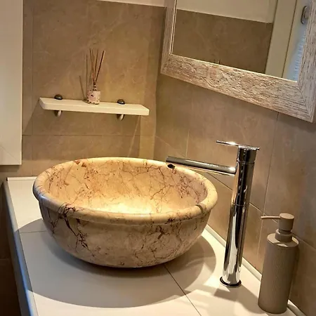 Apartamento Bilocale Tra Verona E Di Garda